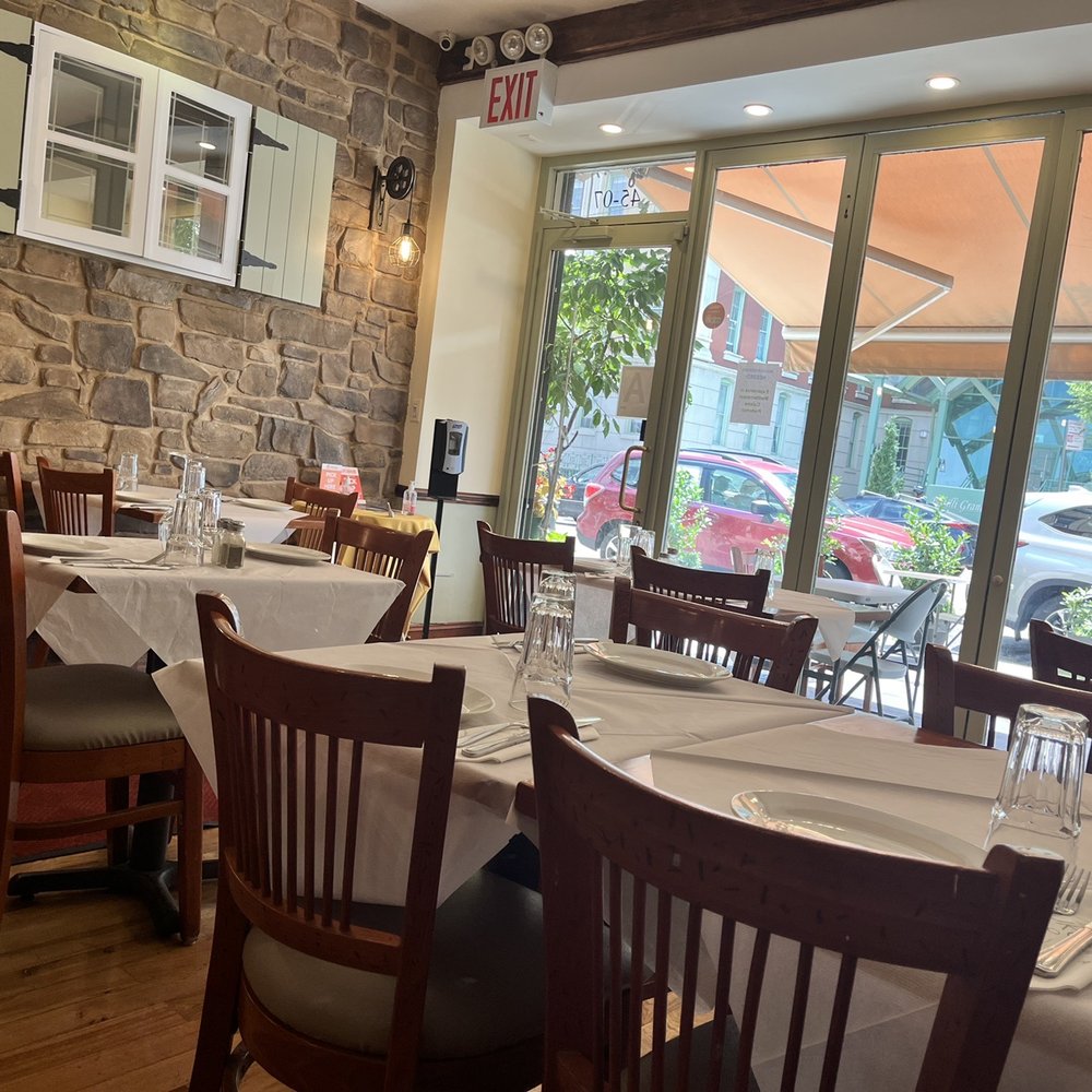 Loukoumi Taverna - Interior - Greek Near Me - Astoria, New York Loukoumi Taverna - Interior - Greek Near Me - Astoria, New York
