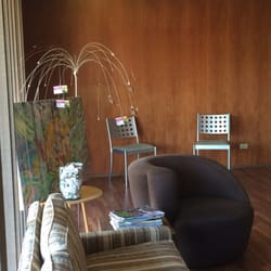 Jenny White, DDS - Dr White's reception area