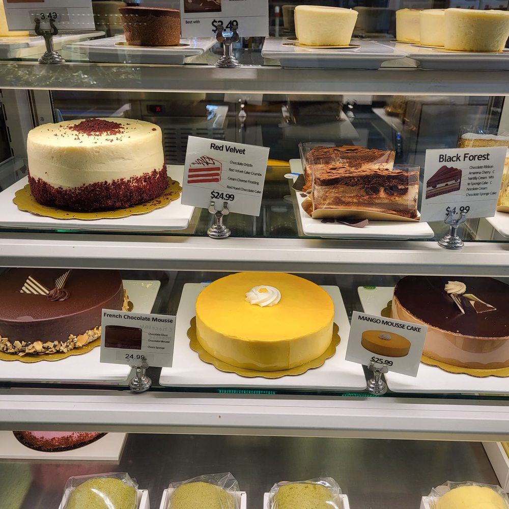 L'AMI Bakery & Cafe - Red velvet, black forest, and more - Bakeries Near Me - Jericho, New York