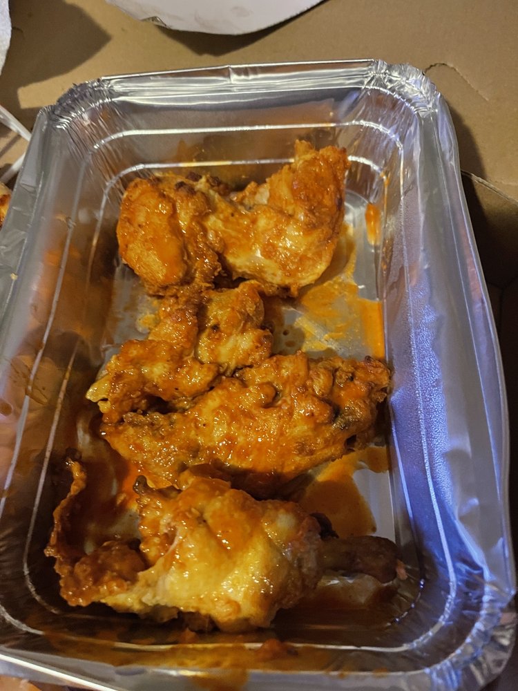 PIZZA LOCA Updated September 2024 26 Photos & 36 Reviews 1401 E