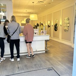 Drybar - Scottsdale Quarter - Inside