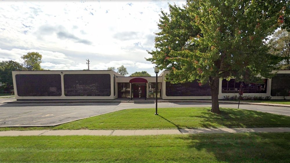 RUSTIC SWAN Updated July 2024 423 S Ankeny Blvd, Ankeny, Iowa