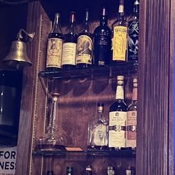 Cliffs of Moher Irish Pub - The good stuff