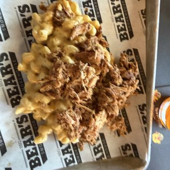 Bear's Smokehouse Express - In this photo is Mac and Cheese with Pulled Chicken - Barbeque Near Me - South Windsor, Connecticut Bear's Smokehouse Express - In this photo is Mac and Cheese with Pulled Chicken - Barbeque Near Me - South Windsor, Connecticut