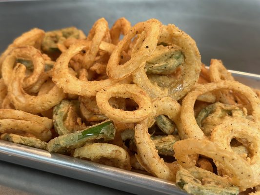Jon's Grille by null