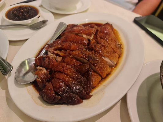 Four Seasons (Queensway) by null