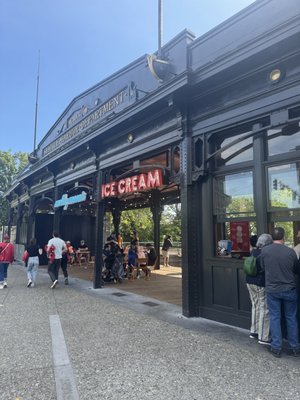 Molly Moon's Homemade Ice Cream Waterfront by null