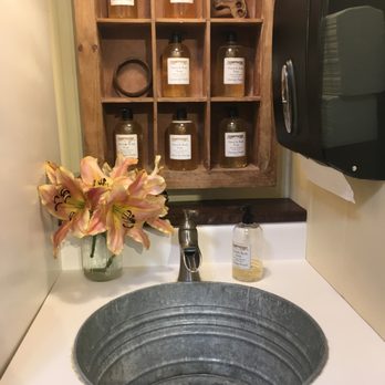 Mountain Valley Farm Store - Bathroom sink - Farmers Market Near Me - Ellijay, Georgia