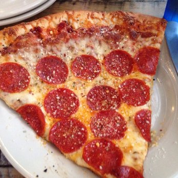 Impellizzeri's - Slice  of pepperoni is huge! - Pizza Near Me - Elizabethtown, Kentucky