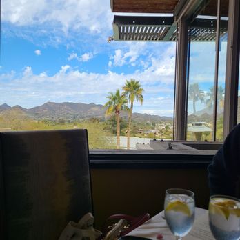 Elements - beautiful views - New American Near Me - Paradise Valley, Arizona
