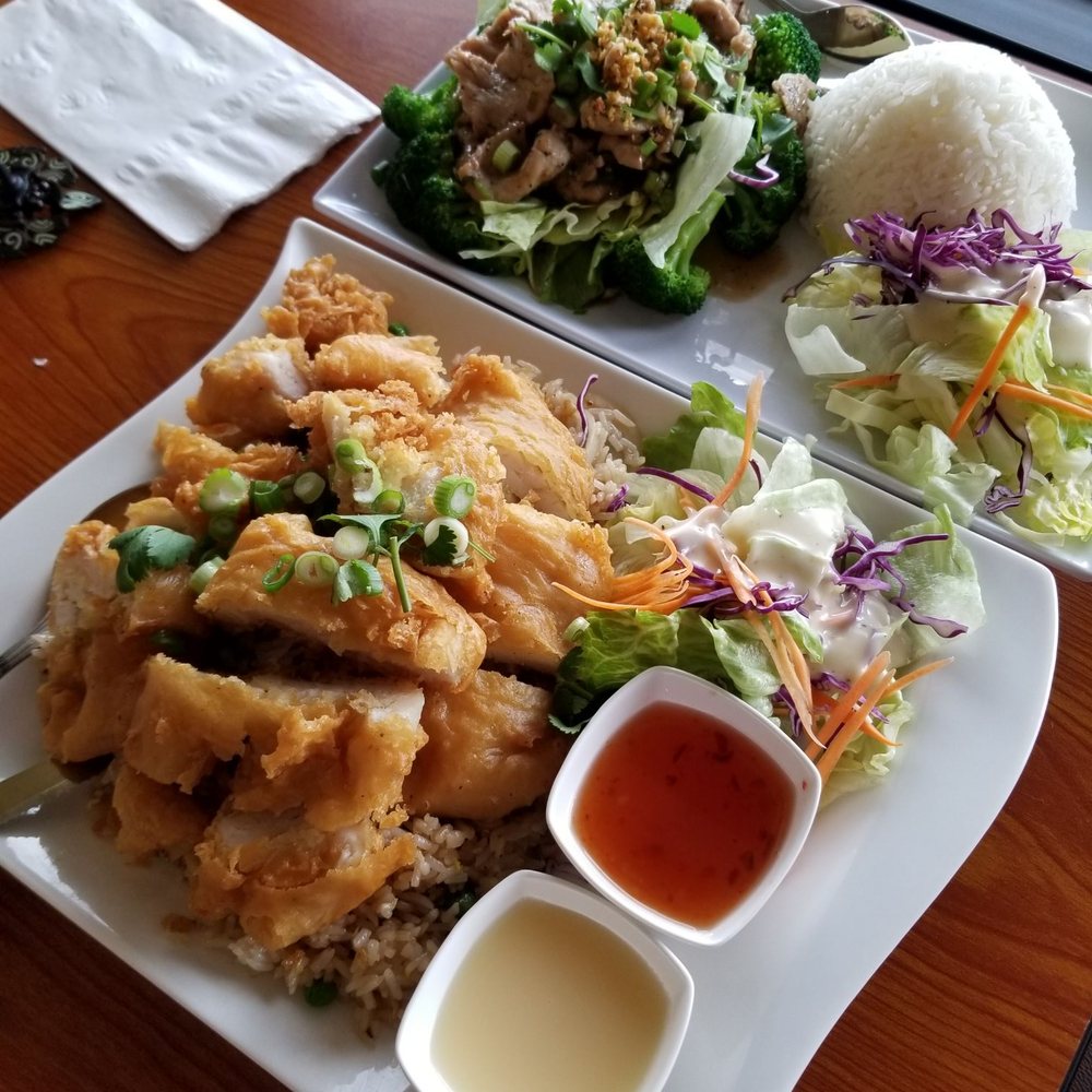 Pikul Thai Bistro - Thai Near Me - Fairfield, California Pikul Thai Bistro - Thai Near Me - Fairfield, California
