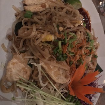 Chatayee Thai - Chicken pad thai - Thai Near Me - Philadelphia, Pennsylvania Chatayee Thai - Chicken pad thai - Thai Near Me - Philadelphia, Pennsylvania