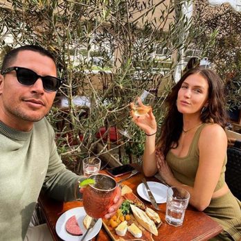 MEET IN PARIS - Updated December 2024 - 2695 Photos & 2209 Reviews 