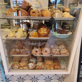 Clementine Bakery - Dessert Window - Bakeries Near Me - Brooklyn, New York Clementine Bakery - Dessert Window - Bakeries Near Me - Brooklyn, New York