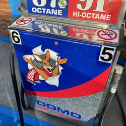 Domo Gas - Happy kangaroo on pump~