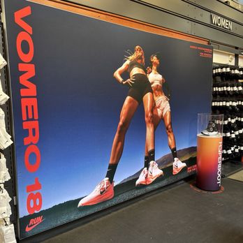 nike employe store