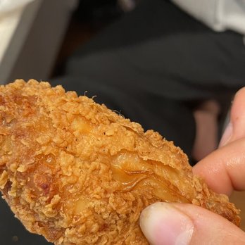 Vons Chicken - A lot of hairs on chicken. It's not on the top. Mixed with fry skin. Disgusting We just throw away all food. - Chicken Wings Near Me - Hayward, California Vons Chicken - A lot of hairs on chicken. It's not on the top. Mixed with fry skin. Disgusting We just throw away all food. - Chicken Wings Near Me - Hayward, California