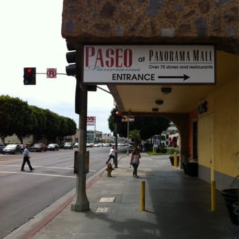 Phone Clinic - Entrance to Paseo Panorama is located just North of Walmart on Van Nuys Blvd - Mobile Phones Near Me - Panorama City, California