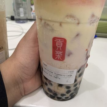 Gong Cha - Creme Brulee Strawberry Latte - Bubble Tea Near Me - Cambridge, Massachusetts