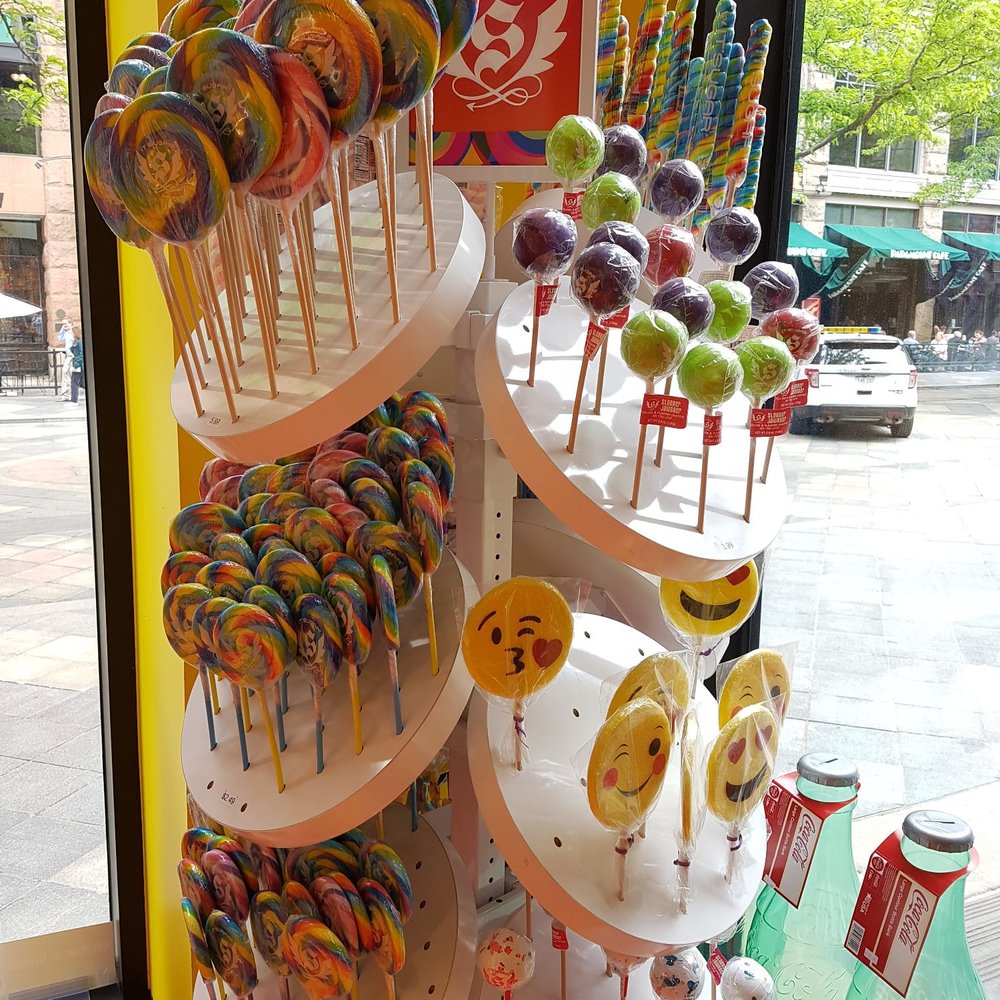 IT'SUGAR - Candy Stores Near Me - Denver, Colorado IT'SUGAR - Candy Stores Near Me - Denver, Colorado