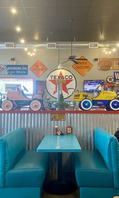 Jakes Texas Tea House by null