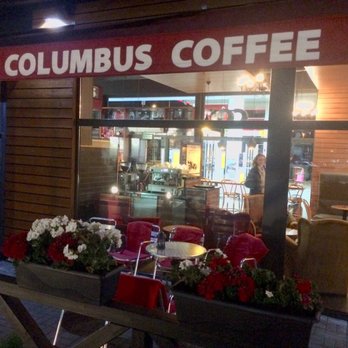 Columbus Coffee - Ogródek wieczorową porą - Cafes Near Me - Szczecin, ZP Columbus Coffee - Ogródek wieczorową porą - Cafes Near Me - Szczecin, ZP