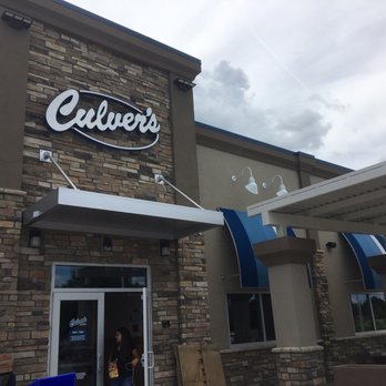 Culver's - Entrance - Fast Food Near Me - Sarasota, Florida