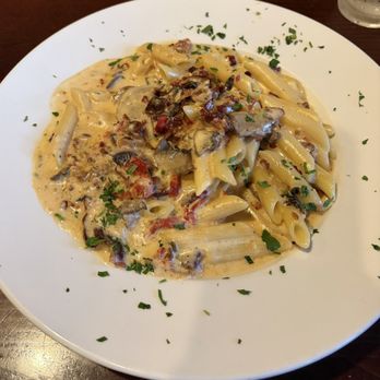 Mama's On the Hill - Penne Carbonara - Italian Near Me - Saint Louis, Missouri