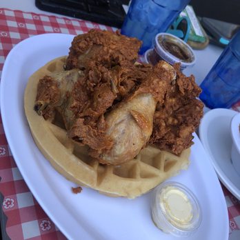 The Huddle - Chicken and waffles - American Near Me - San Diego, California The Huddle - Chicken and waffles - American Near Me - San Diego, California