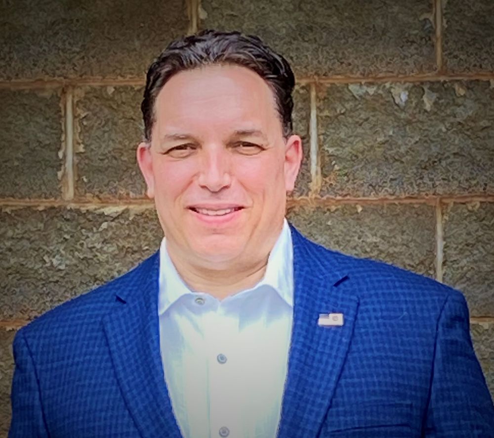 MARTY MUCKENFUSS COUNTRY LIVING REALTY Contact Agent Farragut