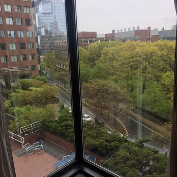 Boston Marriott Cambridge - Corner window in room - Hotels Near Me - Cambridge, Massachusetts