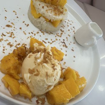 Mango Mango Dessert - Mango A11 Mango Coconut Sticky Rice w. Ice Cream - Desserts Near Me - Henderson, Nevada Mango Mango Dessert - Mango A11 Mango Coconut Sticky Rice w. Ice Cream - Desserts Near Me - Henderson, Nevada