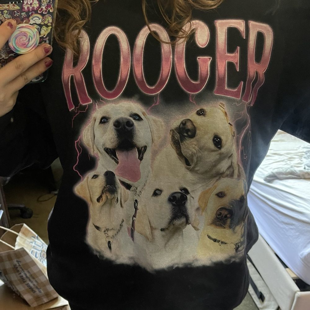 Pawsionate - My sweatshirt - Personal Shopping Near Me - Laguna Beach, California