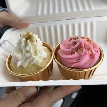 Matari Coffee - Ras Malai cupcake and Kashmiri Chai cupcake - Coffee & Tea Near Me - Canton, Michigan