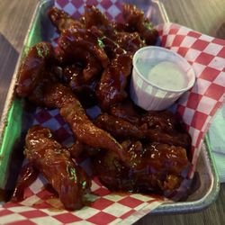 La Bodega Kitchen and Bar - Tennessee BBQ Boneless Wings Small