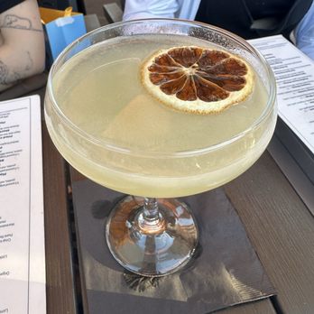 foothill - New American Near Me - Pasadena, California