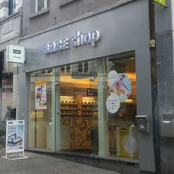 Base Shop - Vue de l'extérieur