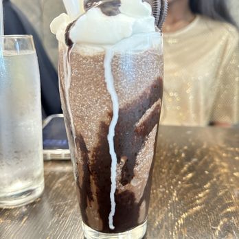 Maple and Cream Restaurant - oreo latte - Breakfast & Brunch Near Me - Plantation, Florida Maple and Cream Restaurant - oreo latte - Breakfast & Brunch Near Me - Plantation, Florida