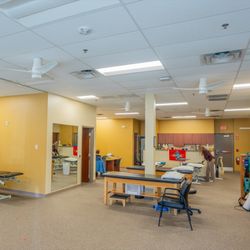 Select Physical Therapy - Overland Park South