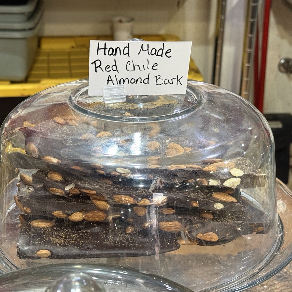 Chocolate En La Plaza - Chocolatiers & Shops Near Me - Santa Fe, New Mexico Chocolate En La Plaza - Chocolatiers & Shops Near Me - Santa Fe, New Mexico