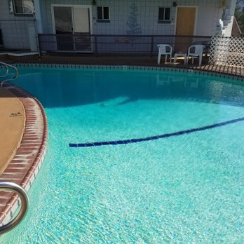 Sierra Lodge - Pool - Hotels Near Me - Three Rivers, California Sierra Lodge - Pool - Hotels Near Me - Three Rivers, California