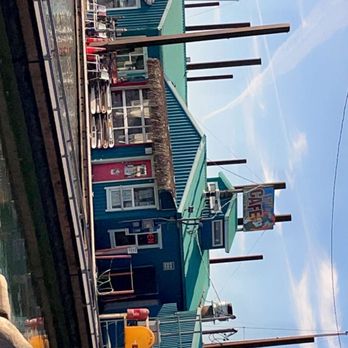 The Puffin Cafe - Outside - Caribbean Near Me - Washougal, Washington