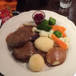 Ellingsgården Restaurant og Camping