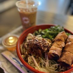 1368 Sweet Corner Cafe - P5. Vermicelli Noodle Bowl with beef