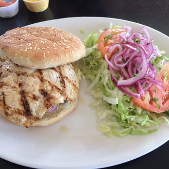La Granja - Grilled chicken sandwich with salad. - Peruvian Near Me - Miami, Florida La Granja - Grilled chicken sandwich with salad. - Peruvian Near Me - Miami, Florida