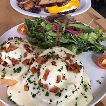 Over Easy - Potato N eggs and fried egg sandwich with avocado and crispy potatoes - Breakfast & Brunch Near Me - Kailua, Hawaii Over Easy - Potato N eggs and fried egg sandwich with avocado and crispy potatoes - Breakfast & Brunch Near Me - Kailua, Hawaii
