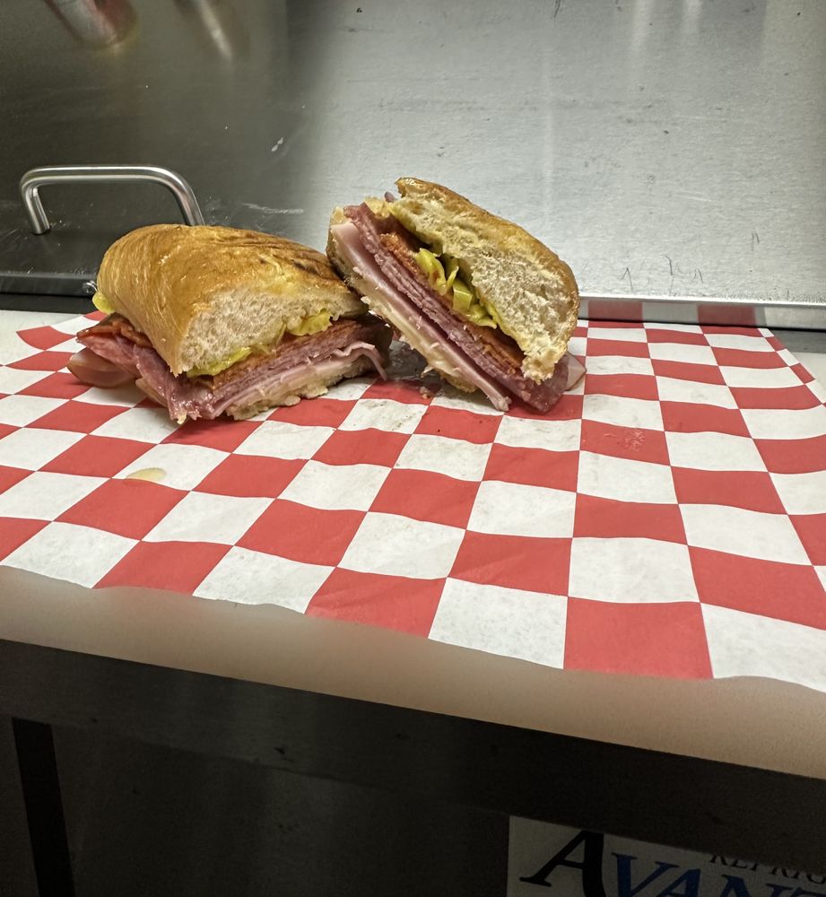 PressBox11 Sandwiches Logo