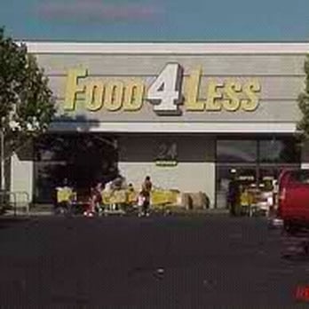 Food 4 Less - the front of a food 4 less store - Grocery Near Me - Merced, California