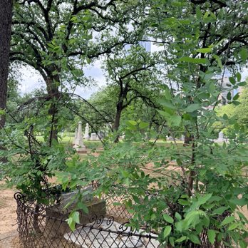 Pioneer Cemetery - Funeral Services & Cemeteries Near Me - Dallas, Texas Pioneer Cemetery - Funeral Services & Cemeteries Near Me - Dallas, Texas