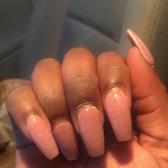 Solar Nails - Pinky nail is broken - Nail Salons Near Me - Waco, Texas